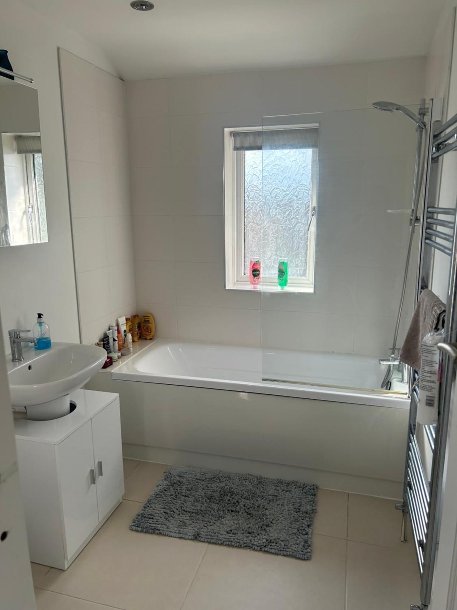 Lovely, Large Double Bedroom With Park View In Home Hazel Grove Экстерьер фото